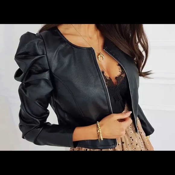 JB Jonesiest Boutique Tops - ❤️med faux leather jacket with classy puff shoulder(used) in mint condition